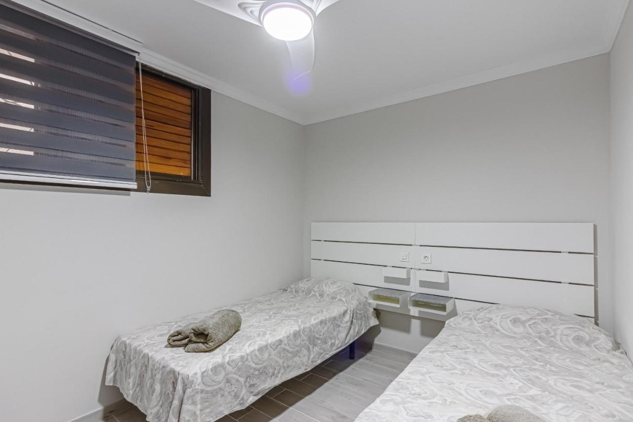Parque Santiago 1 The First Line Apartment Playa de las Americas  Exterior photo